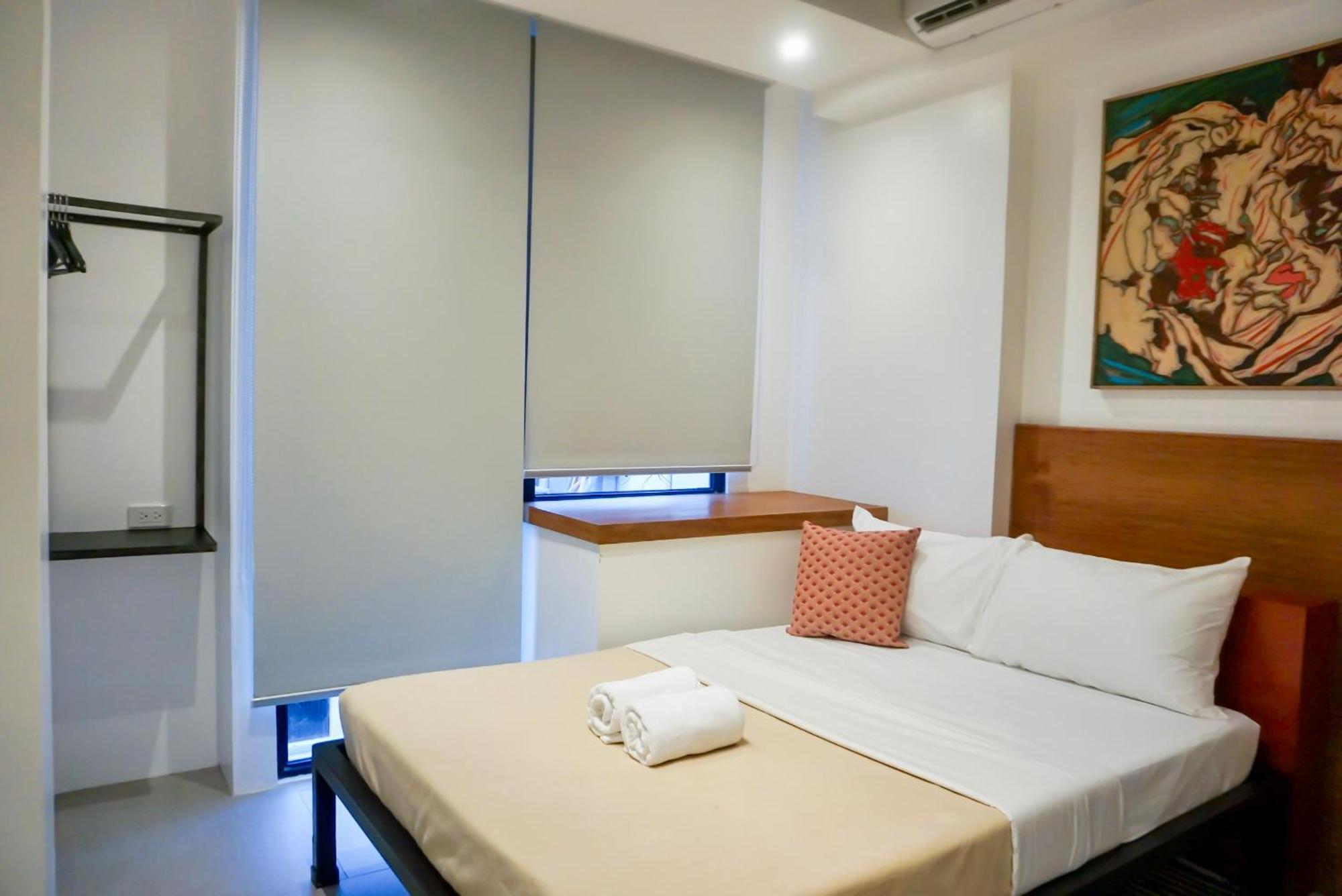 Cayco House By Hotel Durban Makati City Exterior photo
