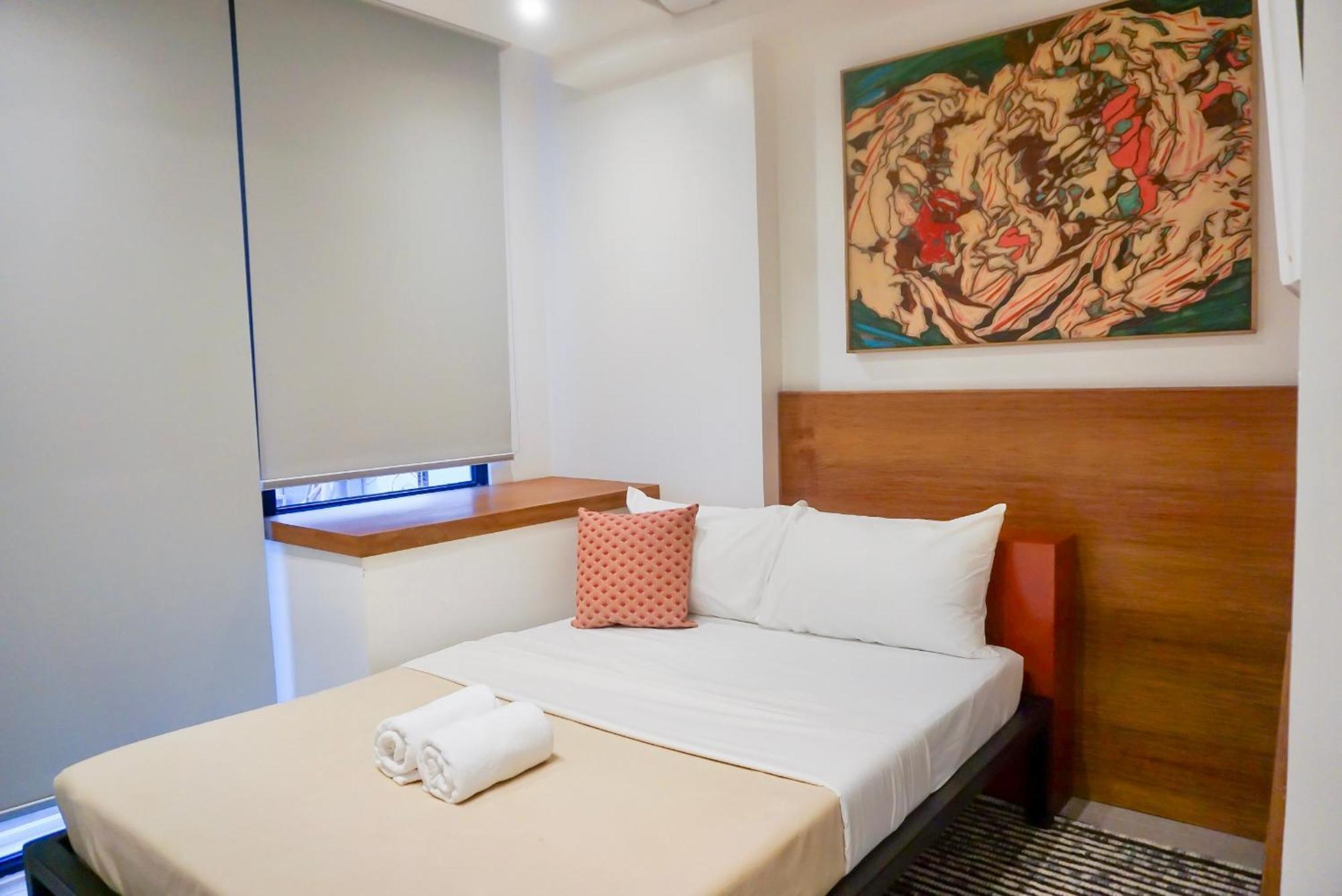 Cayco House By Hotel Durban Makati City Exterior photo